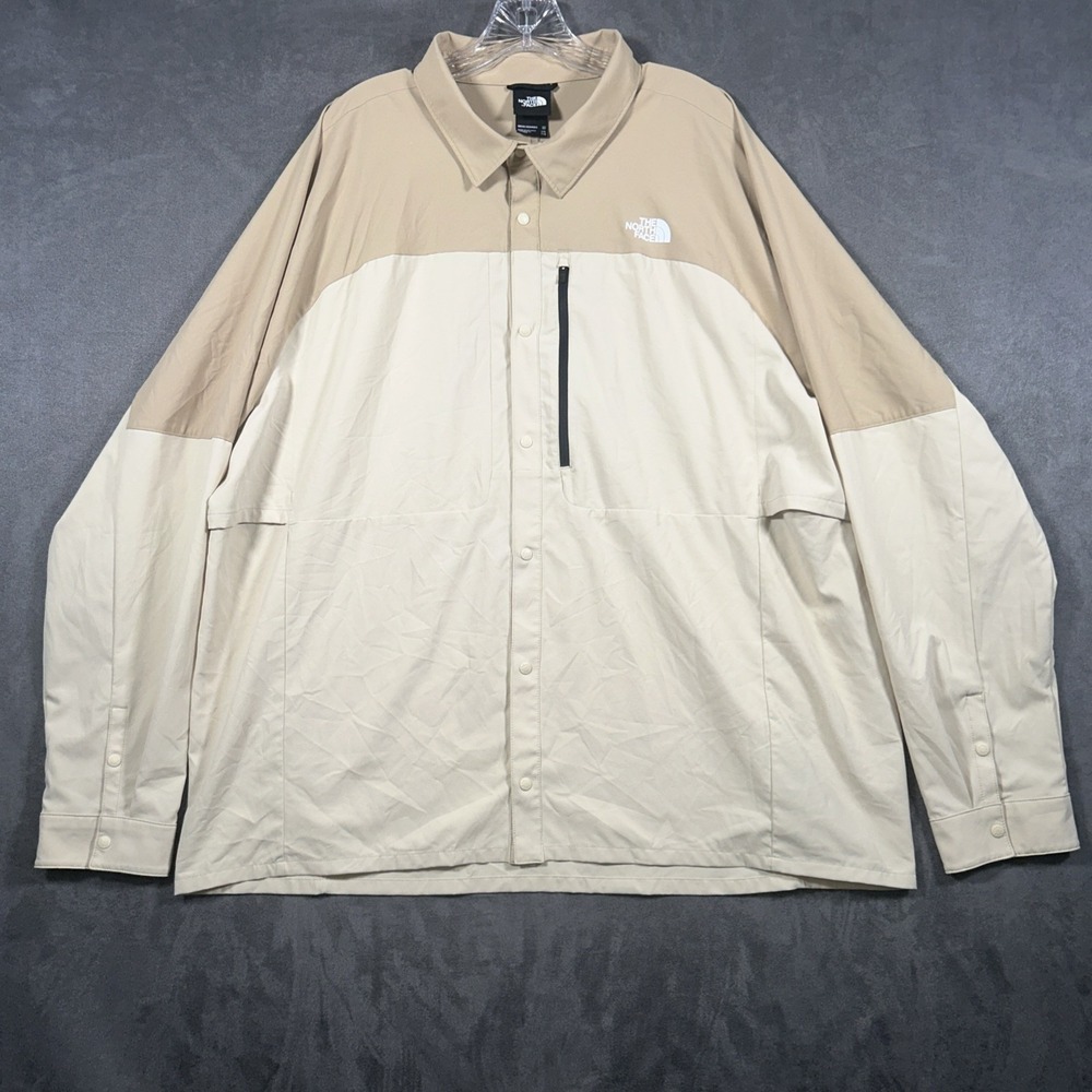 The North Face Button Up Mens XXL Ivory Zip Pocket Hiking Button Snap Fishing